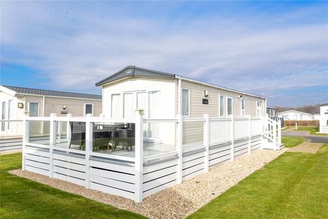 2 bedroom park home for sale, Mudeford Mews, Hoburne Naish, Christchurch Road, New Milton, BH25