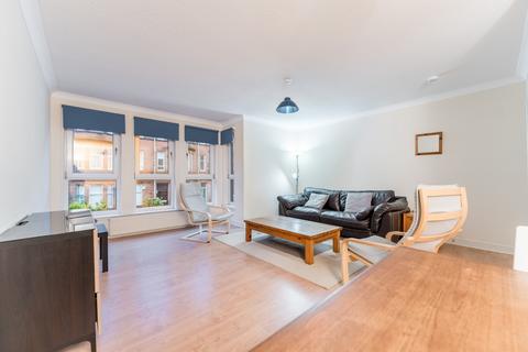 2 bedroom flat to rent, Waverley Street, Flat 1/2, Shawlands, Glasgow, G41 2EA