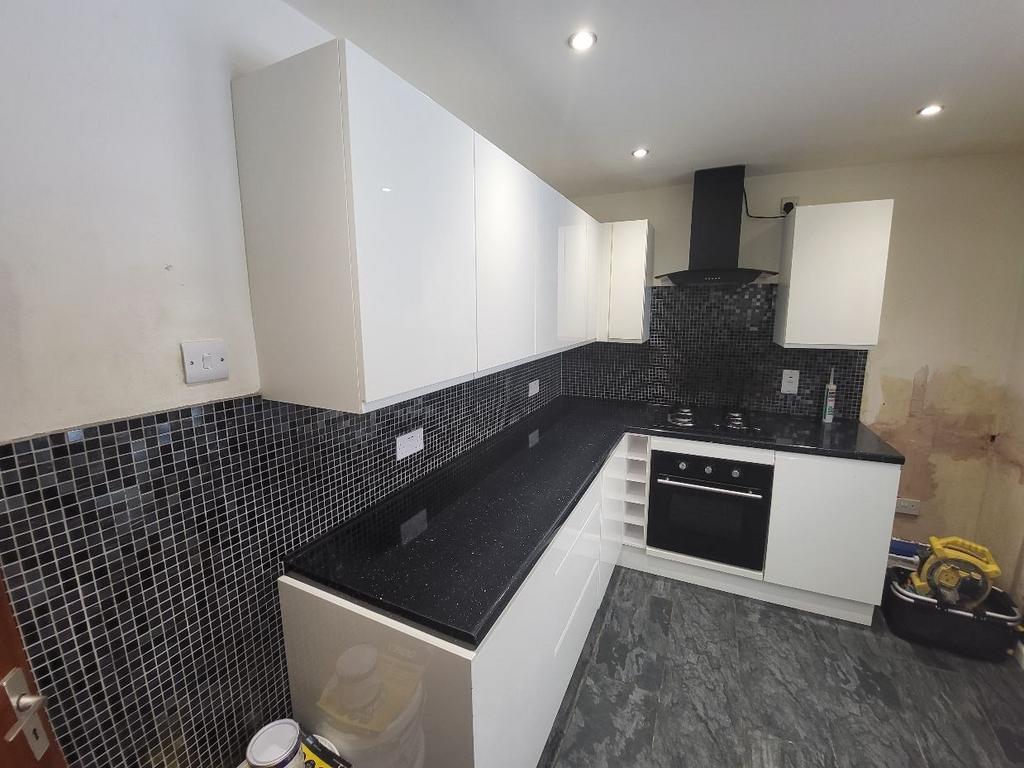 3 bedroom Terraced for rent