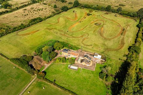 6 bedroom equestrian property for sale, London Road, Daventry, Northamptonshire, NN11