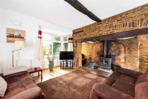 6 bedroom equestrian property for sale, London Road, Daventry, Northamptonshire, NN11