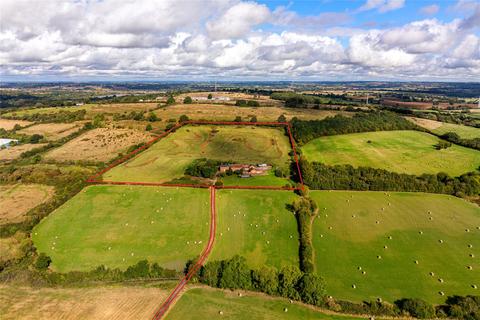 6 bedroom equestrian property for sale, London Road, Daventry, Northamptonshire, NN11