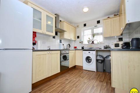 1 bedroom townhouse to rent, Room 2 Oxclose, Cambridgeshire PE3