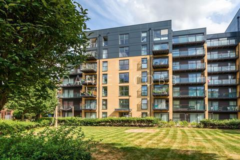 1 bedroom flat for sale, Oakley House, Hotspur Street, SE11