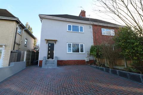 3 bedroom semi-detached house to rent, Winney Hill, Harthill, Sheffield