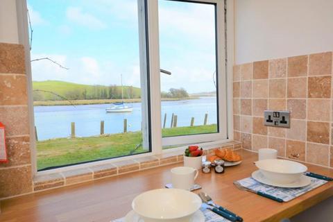 1 bedroom house to rent, The Quay, Cornwall PL12