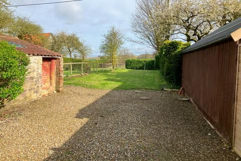 2 bedroom semi-detached house to rent, Langton YO17