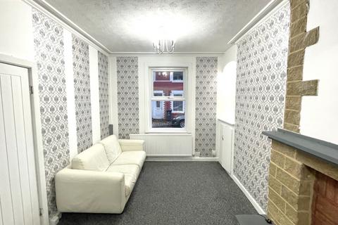 2 bedroom terraced house to rent, Bird Street, Preston PR1