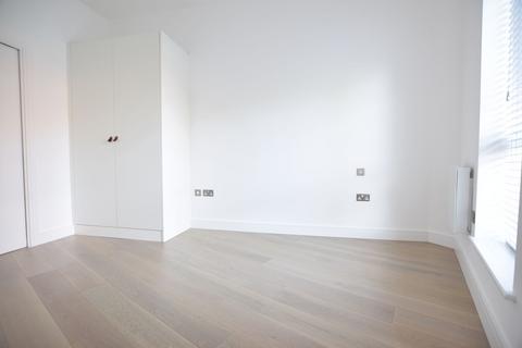 undefined, Carey Road, Mulberry House, RG40