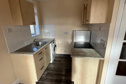 1 bedroom apartment for sale, Feltham Road, Ashford TW15