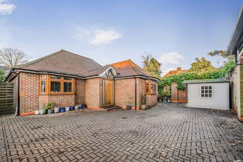 3 bedroom detached house for sale, Mill Hill East/ Hendon NW7