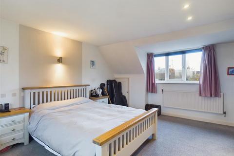 8 Paddock Close, Norton, Malton, YO17 9AG