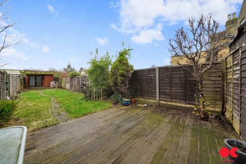52 Hamilton Road, Romford, RM2 5SD