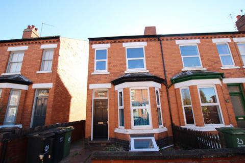 4 bedroom semi-detached house for sale, Rowley Hill Street, Worcester, Worcestershire, WR2 5LN