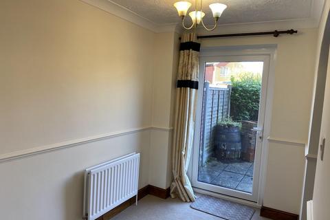 2 bedroom house to rent, St Johns Close  Evesham