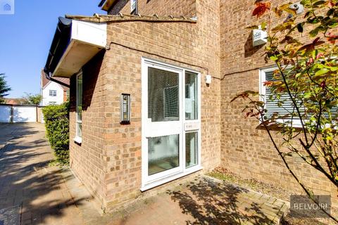 2 bedroom flat to rent, Carlton Road, Sidcup DA14