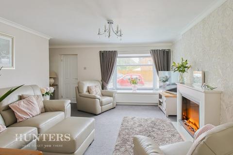 3 bedroom semi-detached house for sale, Starring Way, Bents Farm Estate, Littleborough, OL15 8RE