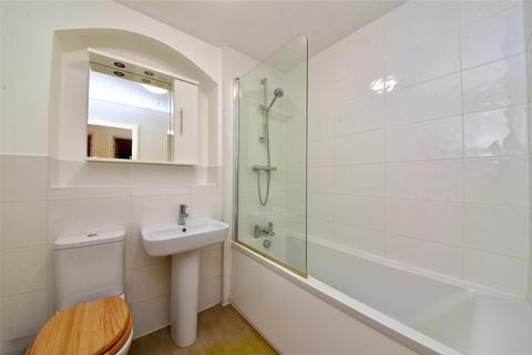 2 bedroom apartment for sale, Orphanage Road, Watford, WD24