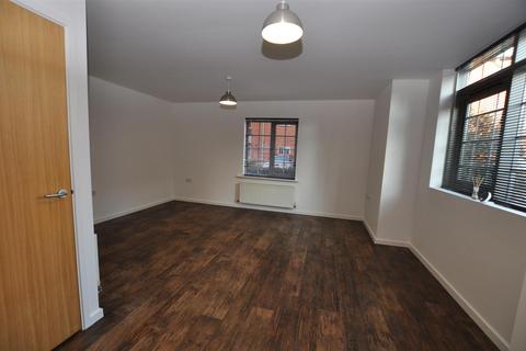 1 bedroom apartment for sale, Caxton Court, Burton-On-Trent DE14