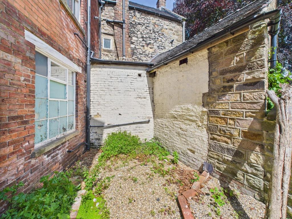 CAM03810 G0-PR0330-STILL013.jpg