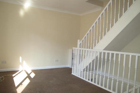 2 bedroom maisonette to rent, Bristol Gardens, Brighton BN2