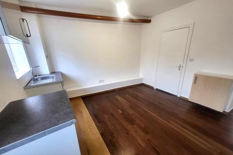 1 bedroom apartment to rent, High Street, Wolverhampton, WV11 1ST