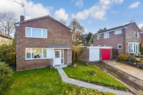 3 bedroom detached house for sale, Saxonbury Close, Crowborough, East Sussex