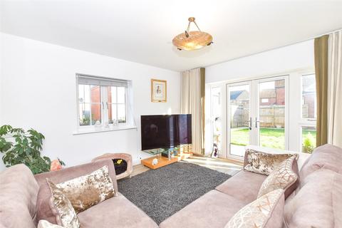 2 bedroom detached bungalow for sale, Robinson Close, Arundel, West Sussex