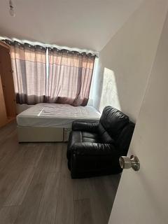 5 bedroom house to rent, Eton Road, Hayes