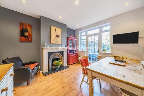 2 Keswick Road, West Wickham, BR4 9AT