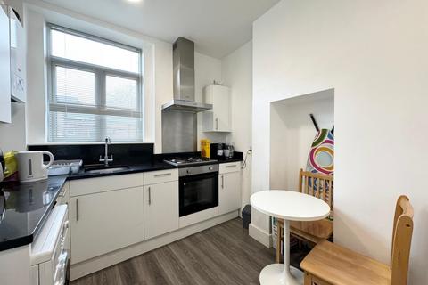 1 bedroom flat to rent, Crouch End Hill, Crouch End