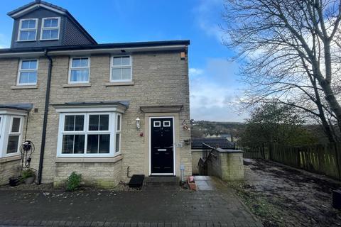 4 bedroom semi-detached house to rent, Draymans Court, Halifax, HX2