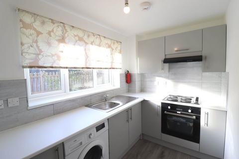 1 bedroom house to rent, Park View Court, High Wycombe HP12