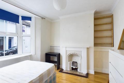 4 bedroom terraced house to rent, Park Crescent Road, Brighton