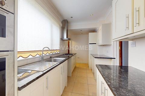 2 bedroom flat for sale, Outland Road, Plymouth PL2