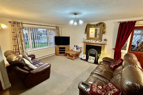 3 bedroom detached bungalow for sale, Pyms Road, Wem