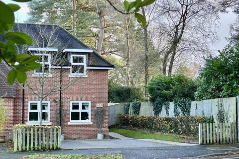 3 bedroom semi-detached house for sale, Ashley Gate, Woolsbridge Road, Ashley Heath, BH24 2LZ