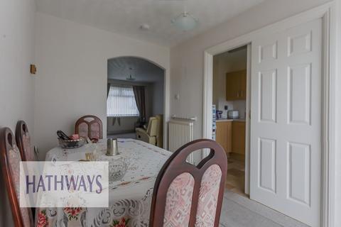 105 Chester Close, New Inn, Pontypool, NP4 0LU