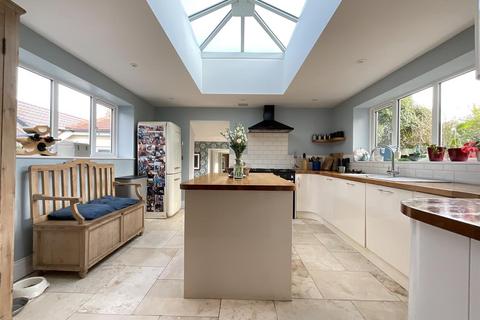 80 Hackness Road, Scarborough, YO12 5SG
