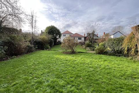 80 Hackness Road, Scarborough, YO12 5SG