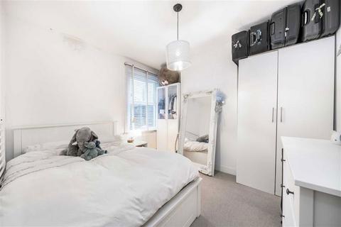 2 bedroom maisonette for sale, Malyons Road, London SE13