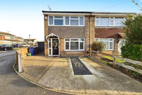 3 bedroom semi-detached house for sale, Bure, East Tilbury, RM18