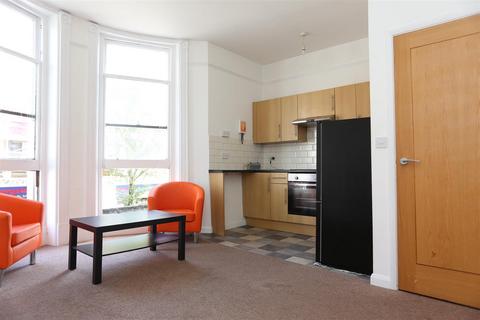 5 bedroom maisonette to rent, Providence Place, Brighton