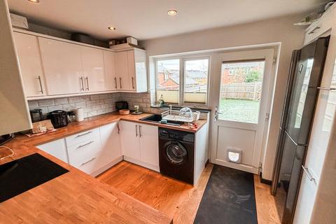 2 bedroom terraced house for sale, Warley Rise, Tilehurst, Reading, RG31