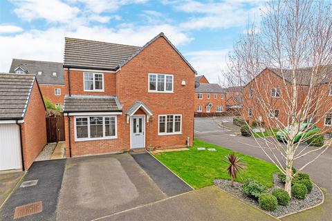 4 bedroom detached house to rent, Grindleford Place, Warrington, Cheshire