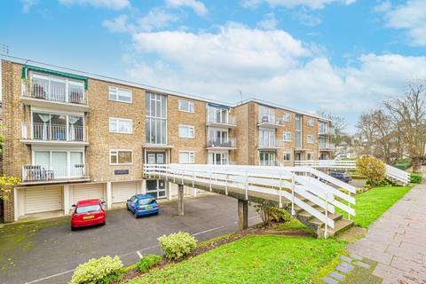 2 bedroom flat for sale, Beckenham Grove Bromley BR2