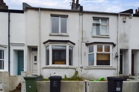 3 bedroom terraced house to rent, Dewe Road, Brighton