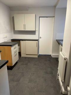 2 bedroom flat to rent, Broomfield Road, Newcastle Upon Tyne