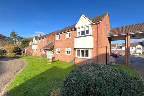 3 bedroom retirement property for sale, Excellent Retirement Apartment in Henleaze Bristol