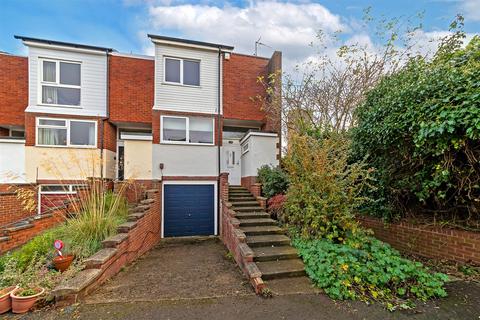 4 bedroom end of terrace house for sale, Granary Close, Wheathampstead, St. Albans